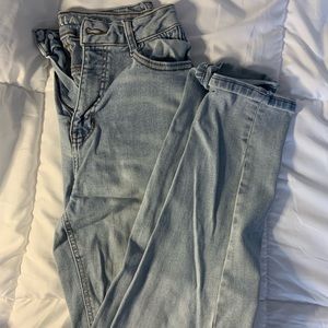 Vanilla Star Light Blue Mom Jeans